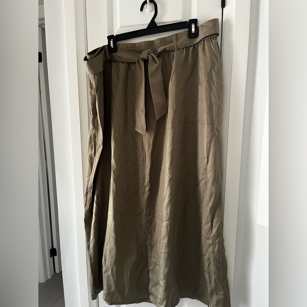 LAURA PLUS Tencel Tie Waist Wide Leg Midi Skirt Olive‎ Green Size 18